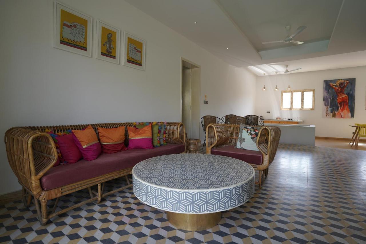 Parijat Private Pool Villa 1, 2 And 3 Bhk Udaipur Dış mekan fotoğraf