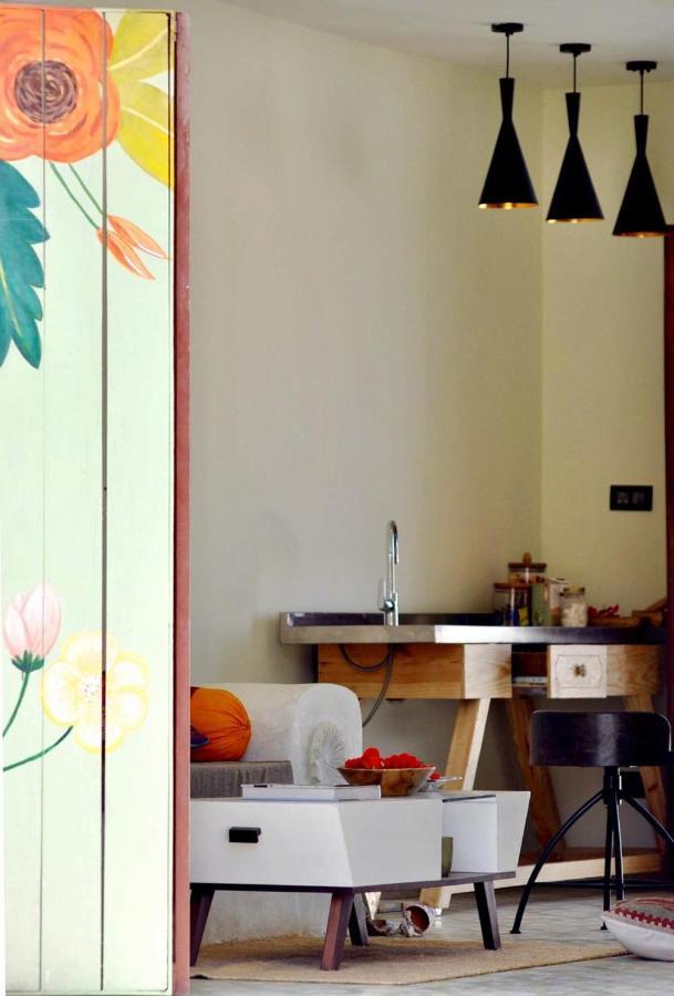 Parijat Private Pool Villa 1, 2 And 3 Bhk Udaipur Dış mekan fotoğraf